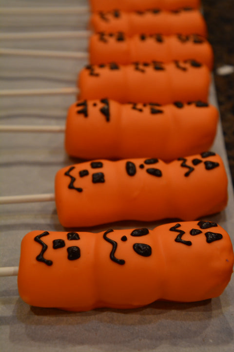 Pumpkin Marshmallow Lollipops (Set of 12)