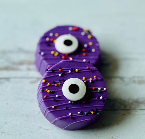 Scary Eyeball Chocolate Covered Oreos - Set of 12