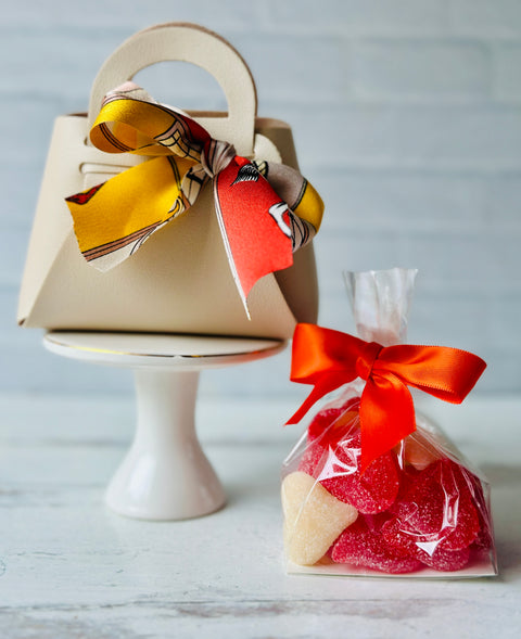 Purse Box with Gummies